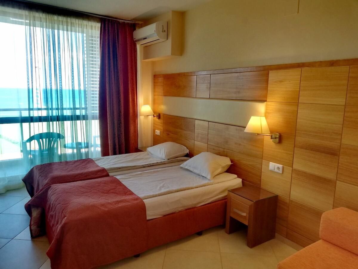 Отель Briz Beach apartments - section B Солнечный Берег