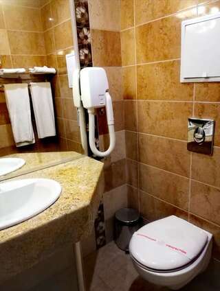 Отель Briz Beach apartments - section B Солнечный Берег Номер-студио-4